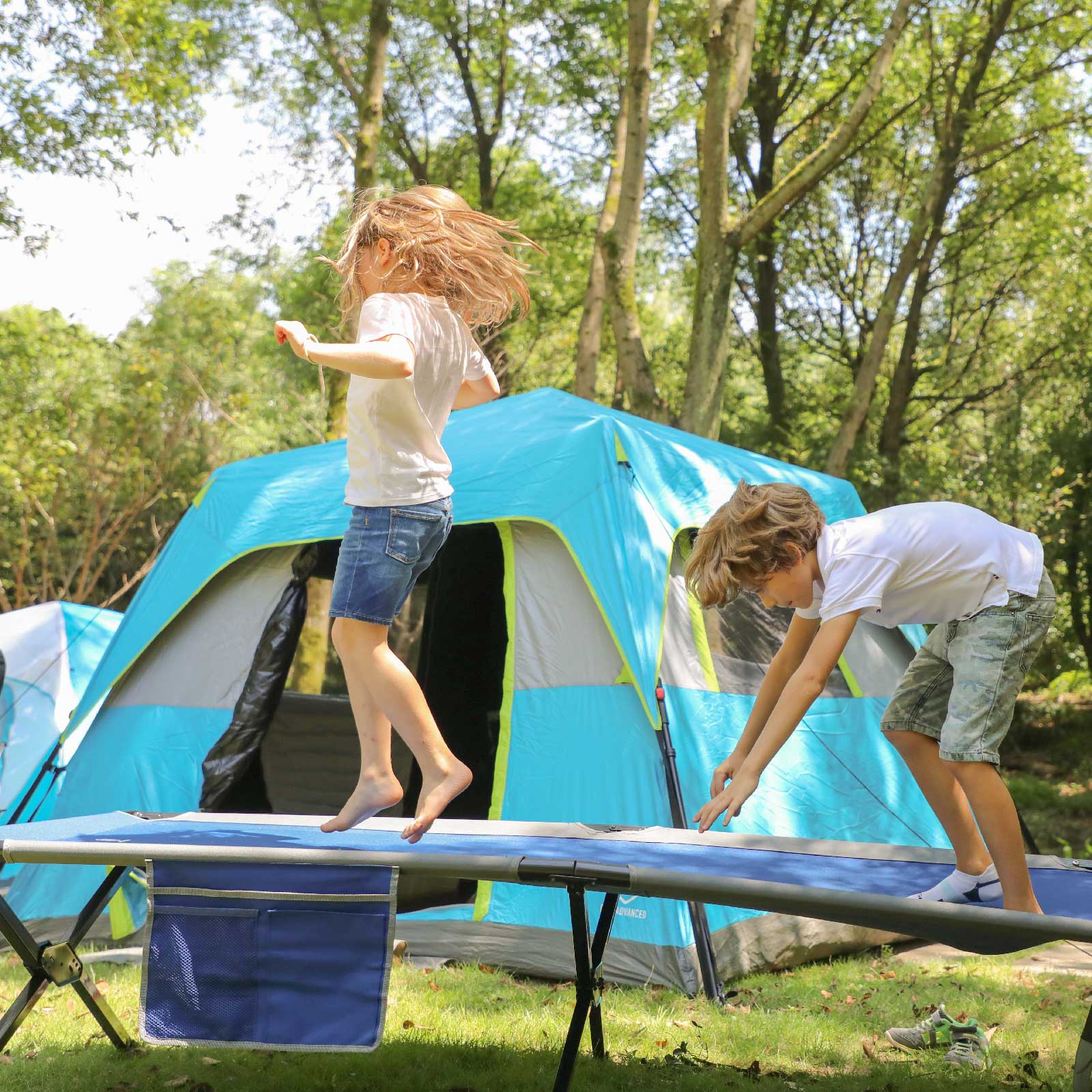 Oversized Sleeping Cot - EVER ADVANCEDCamping CotBlue